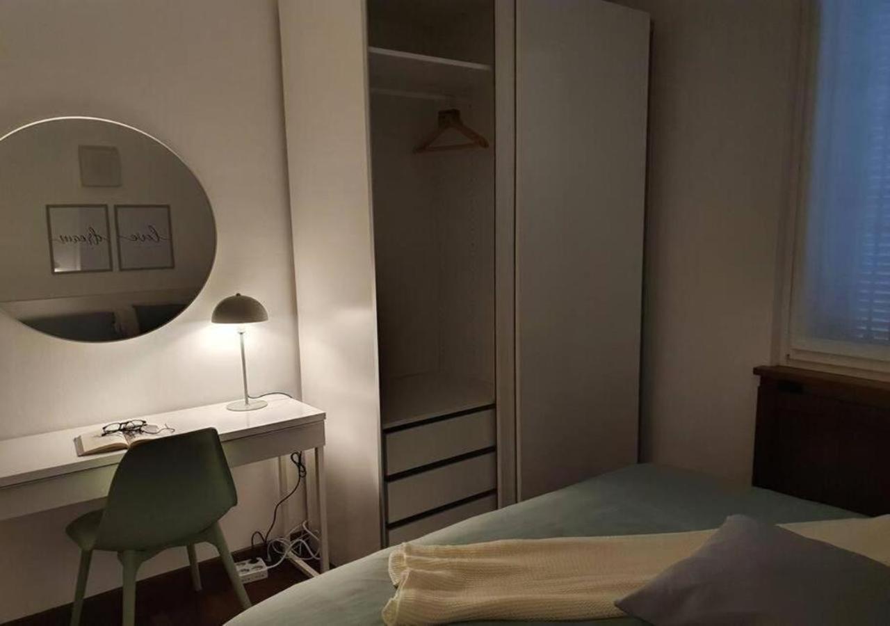 Casa Del Vicolo, Nel Cuore Della Pavia Storica المظهر الخارجي الصورة
